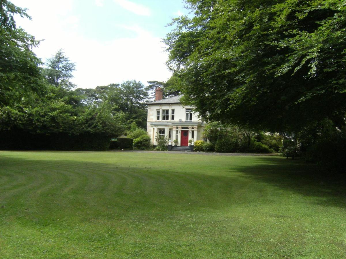 Oak Lodge Llanteg Luaran gambar